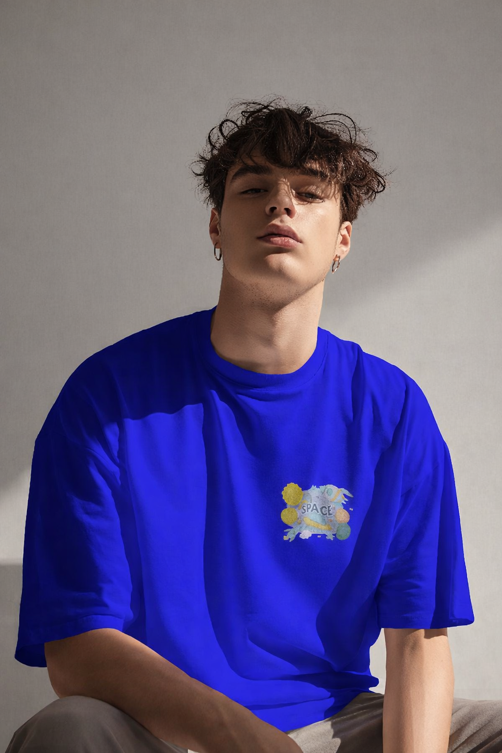 MENS OVERSIZED PRINTED T-SHIRT: Cosmic Curiosity